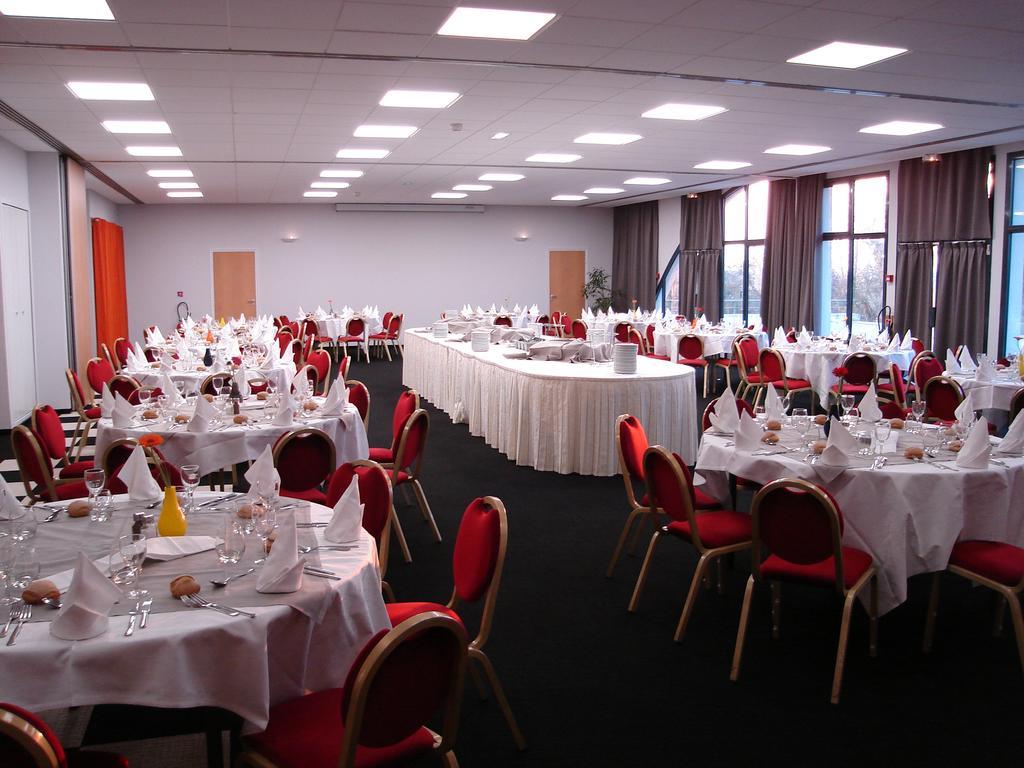 Hotel Le Paddock Magny-Cours Exteriér fotografie